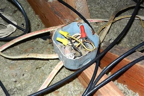 can you leave electrical junction boxes loose in the attic|attic junction box problems.